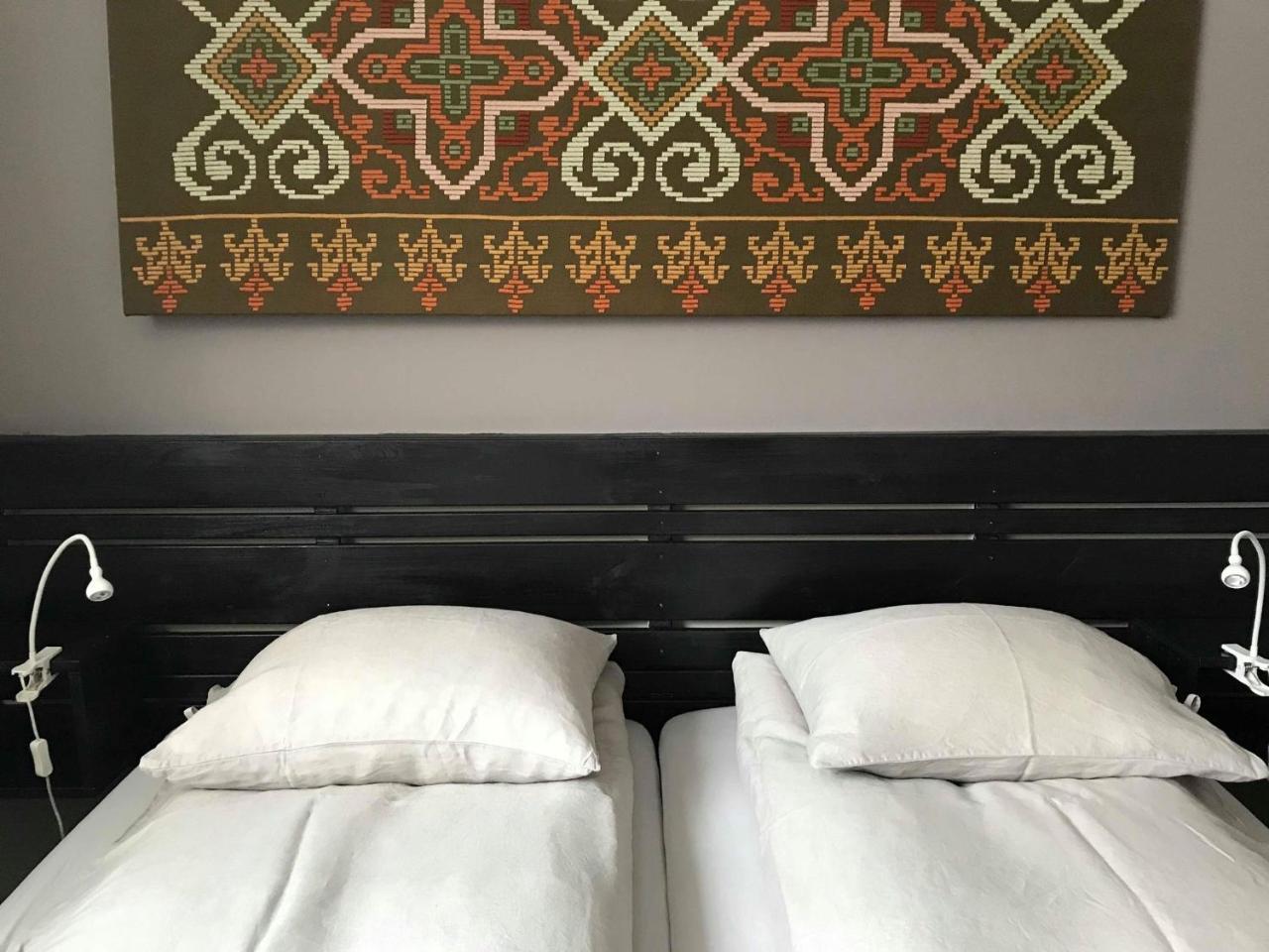 Guesthouse Hvítahúsid Akureyri Extérieur photo